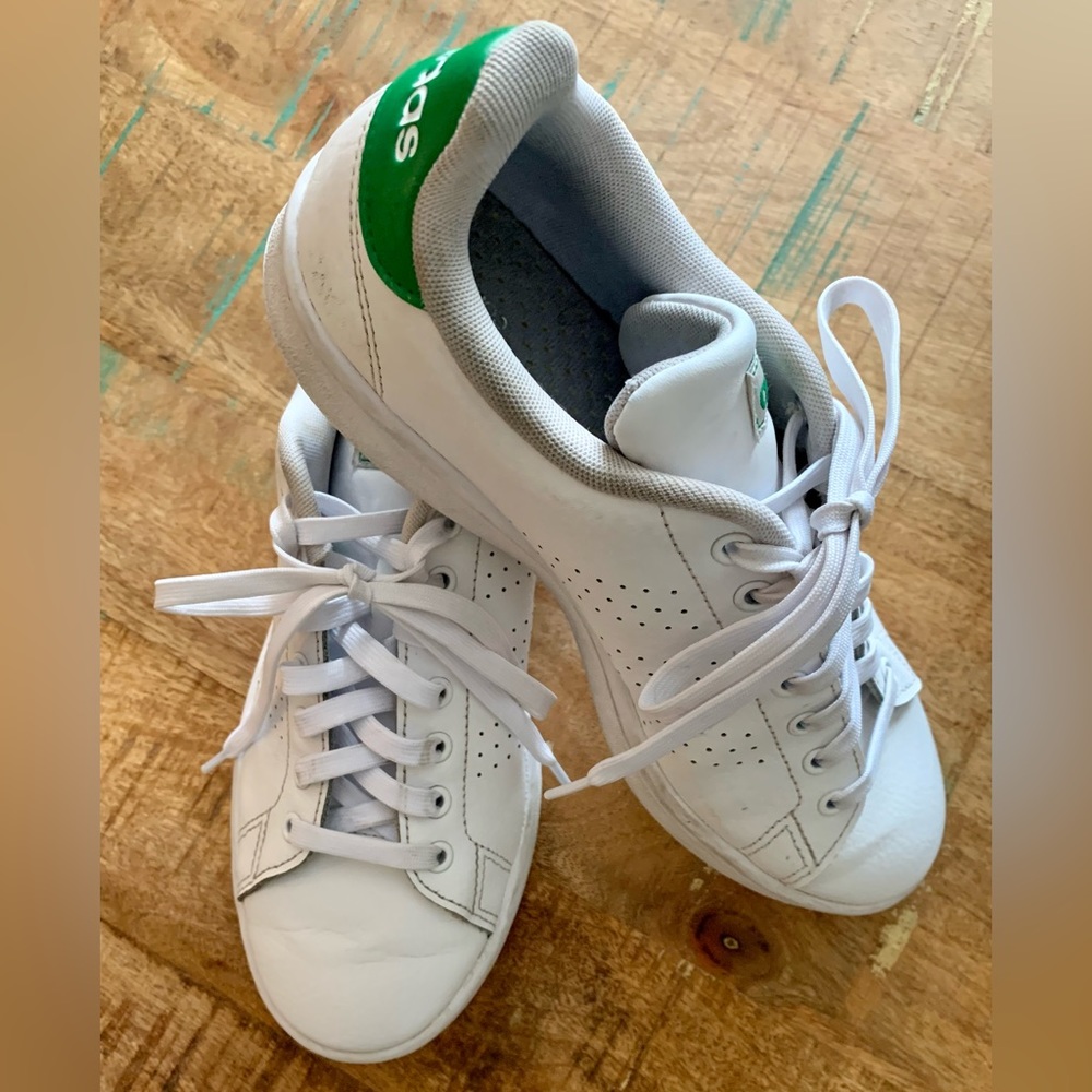 Adidas Advantage Court Shoe